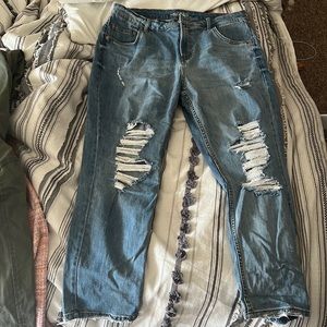 NEVER WORN Wild Fable high rise ripped mom jeans